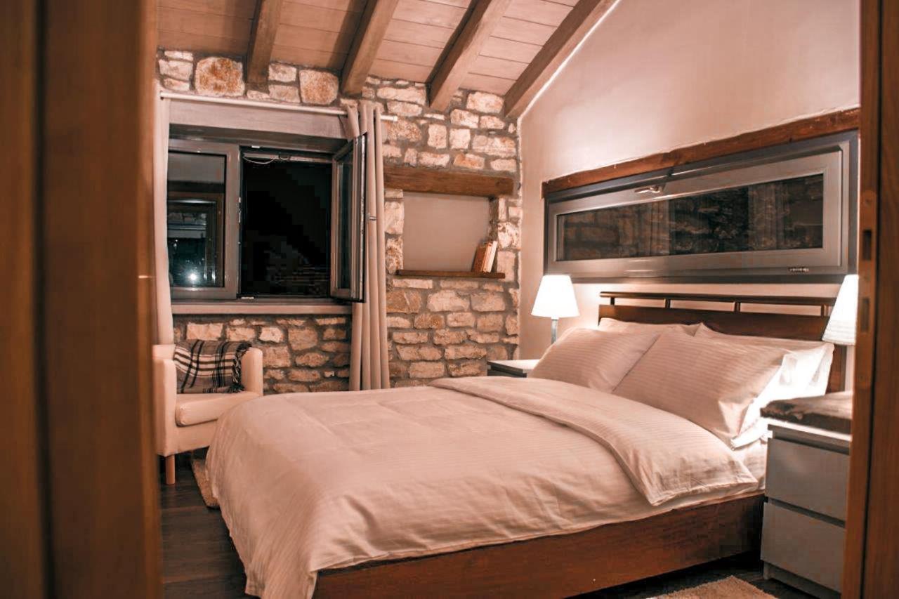 Epirus Stone Suites Kalpaki  Exterior photo